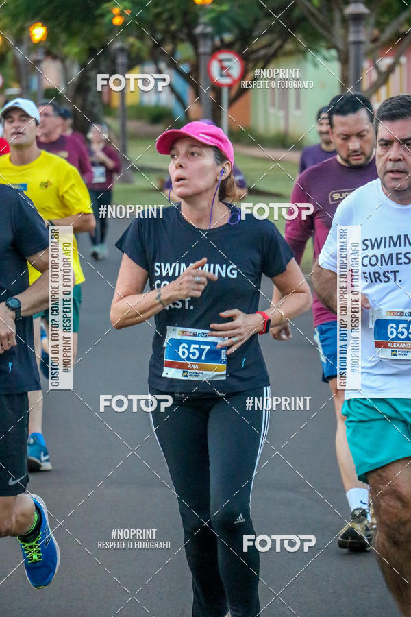 Buy your photos of the eventSunset Run 2019 on Fotop