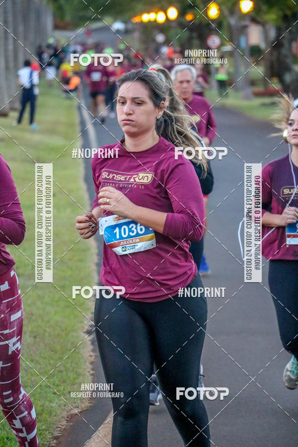 Buy your photos of the eventSunset Run 2019 on Fotop