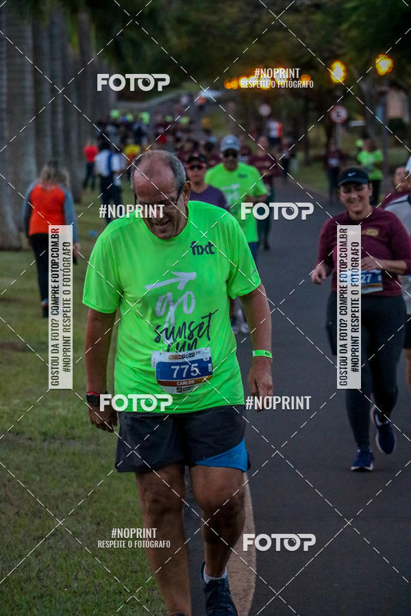 Buy your photos of the eventSunset Run 2019 on Fotop