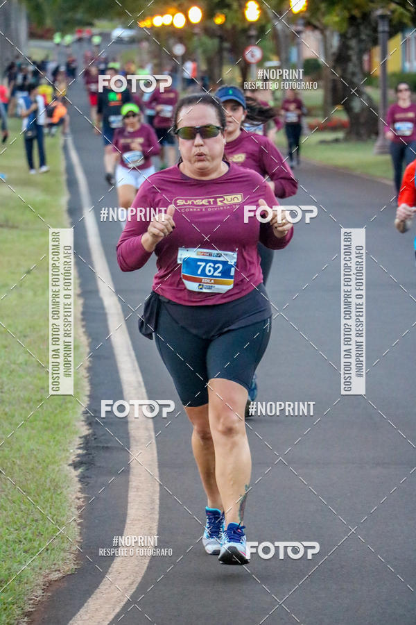 Buy your photos of the eventSunset Run 2019 on Fotop