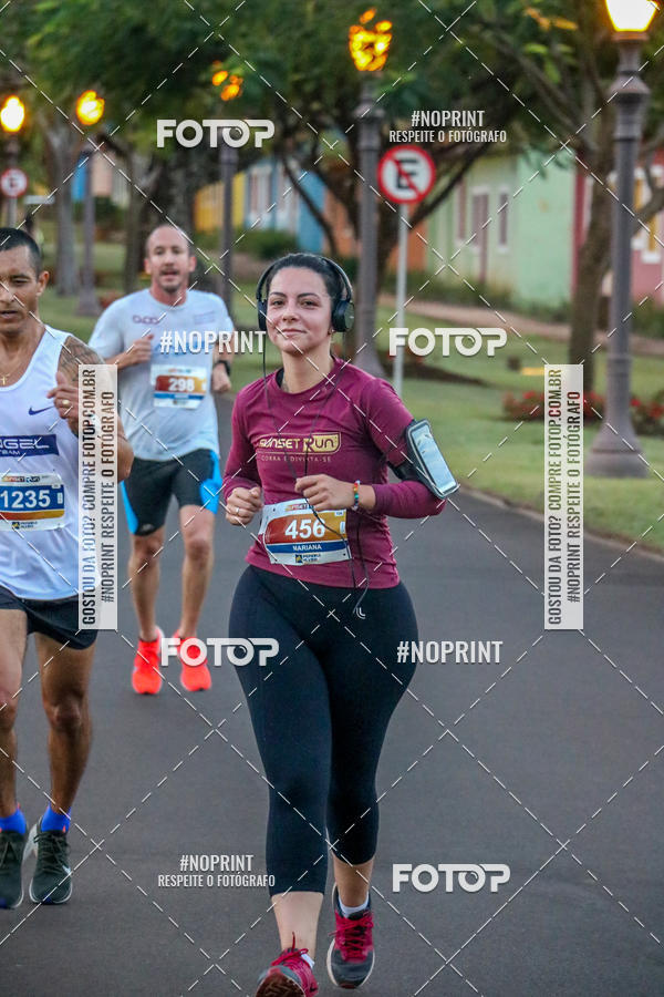 Buy your photos of the eventSunset Run 2019 on Fotop