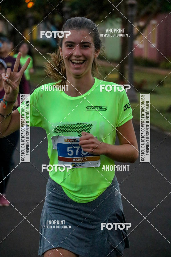 Buy your photos of the eventSunset Run 2019 on Fotop