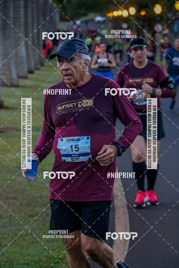 Buy your photos of the eventSunset Run 2019 on Fotop