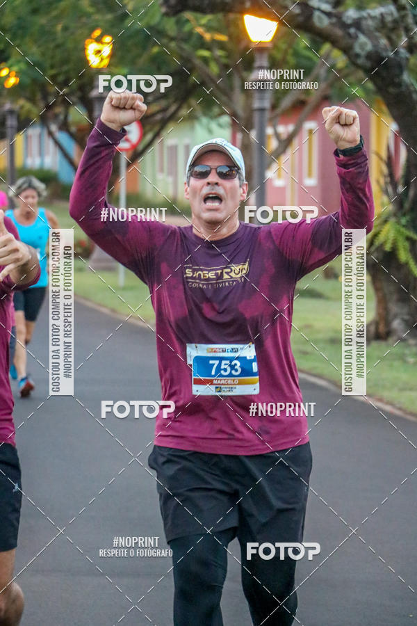 Buy your photos of the eventSunset Run 2019 on Fotop