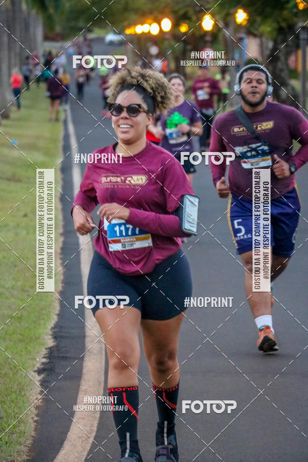 Buy your photos of the eventSunset Run 2019 on Fotop