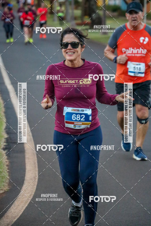 Buy your photos of the eventSunset Run 2019 on Fotop