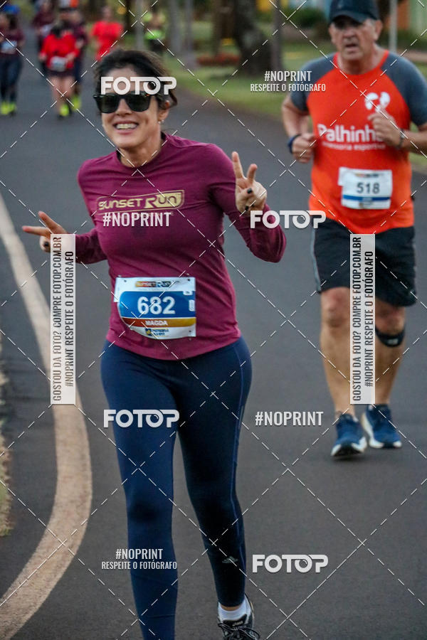 Buy your photos of the eventSunset Run 2019 on Fotop