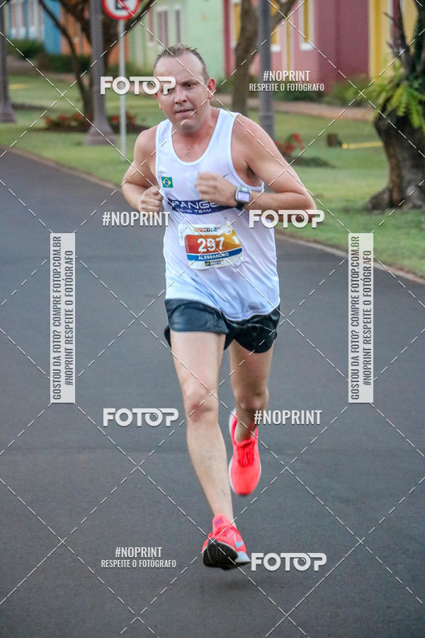 Buy your photos of the eventSunset Run 2019 on Fotop