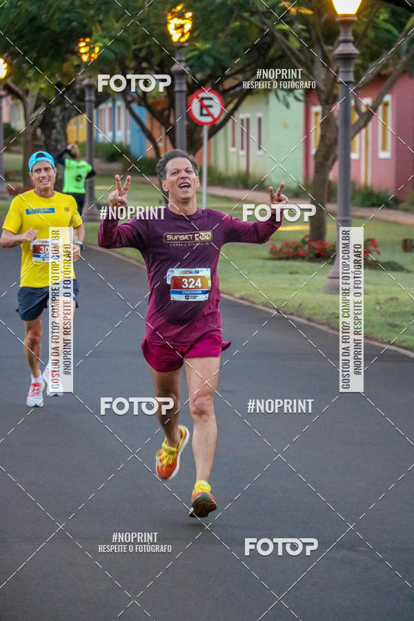 Buy your photos of the eventSunset Run 2019 on Fotop