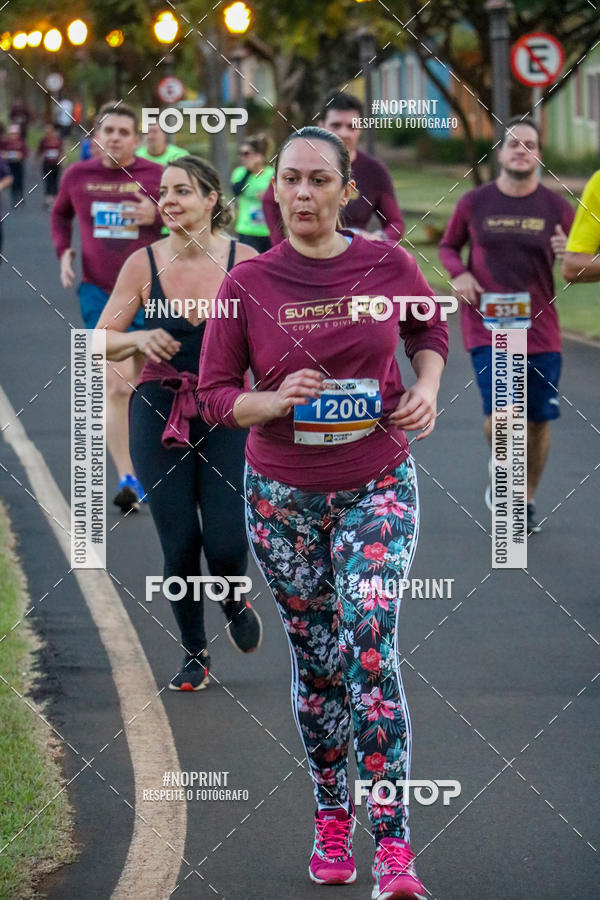 Buy your photos of the eventSunset Run 2019 on Fotop