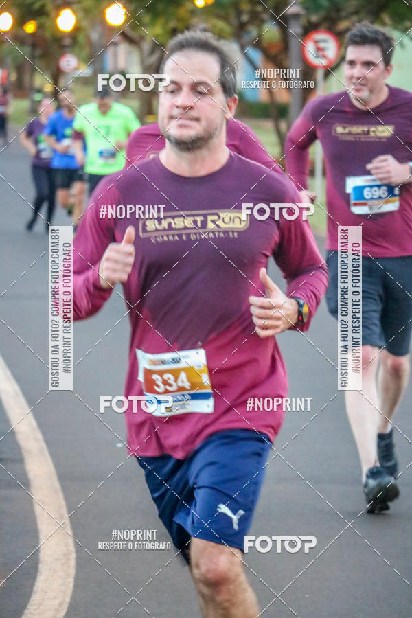 Buy your photos of the eventSunset Run 2019 on Fotop