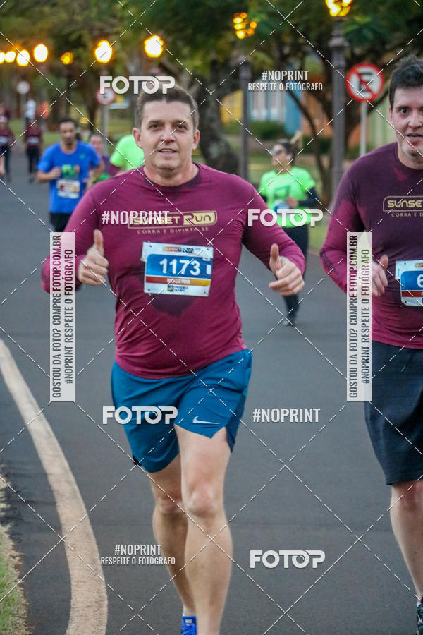 Buy your photos of the eventSunset Run 2019 on Fotop