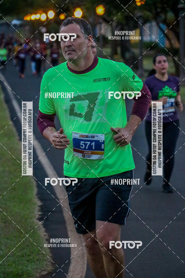 Buy your photos of the eventSunset Run 2019 on Fotop
