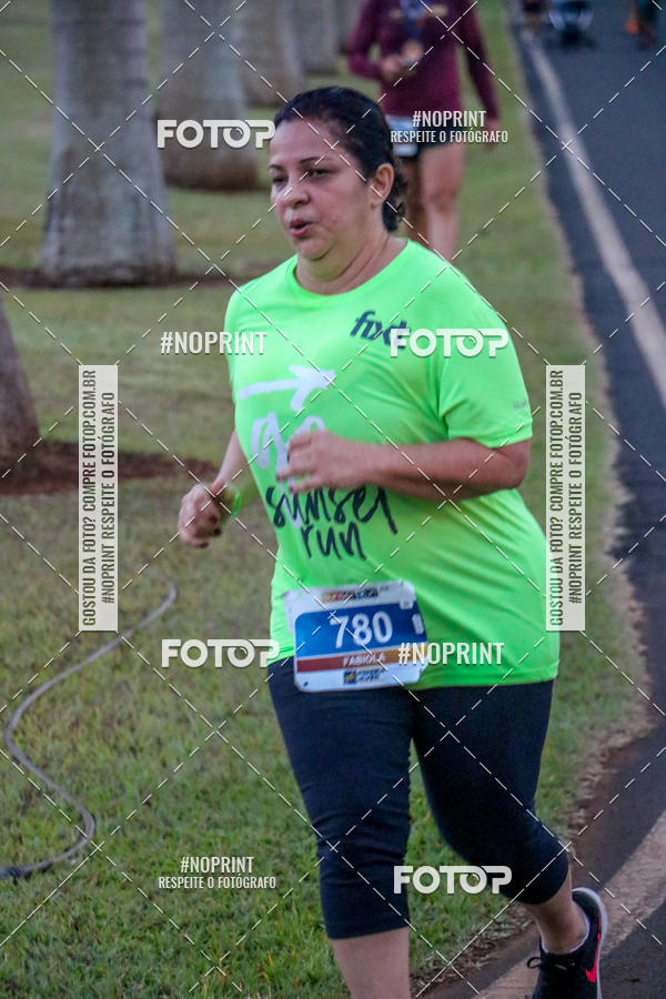 Buy your photos of the eventSunset Run 2019 on Fotop