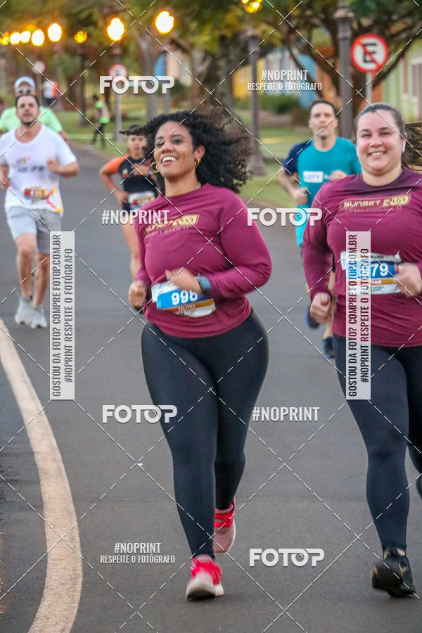 Buy your photos of the eventSunset Run 2019 on Fotop