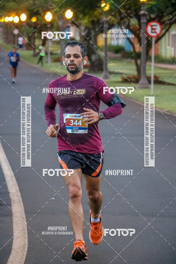 Buy your photos of the eventSunset Run 2019 on Fotop
