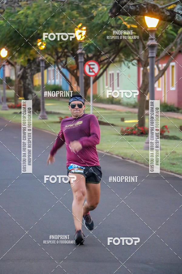 Buy your photos of the eventSunset Run 2019 on Fotop