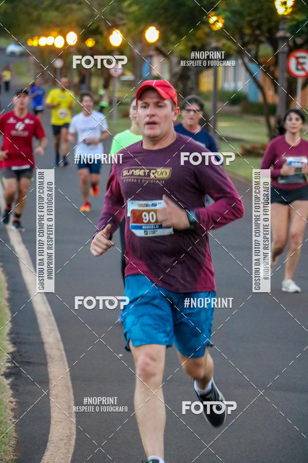 Buy your photos of the eventSunset Run 2019 on Fotop