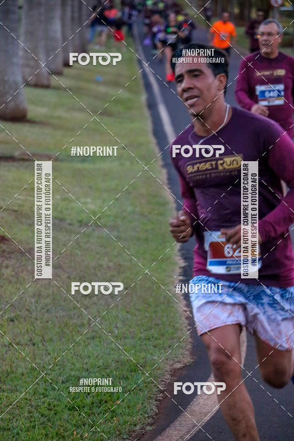 Buy your photos of the eventSunset Run 2019 on Fotop