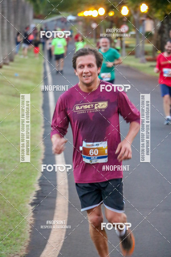 Buy your photos of the eventSunset Run 2019 on Fotop