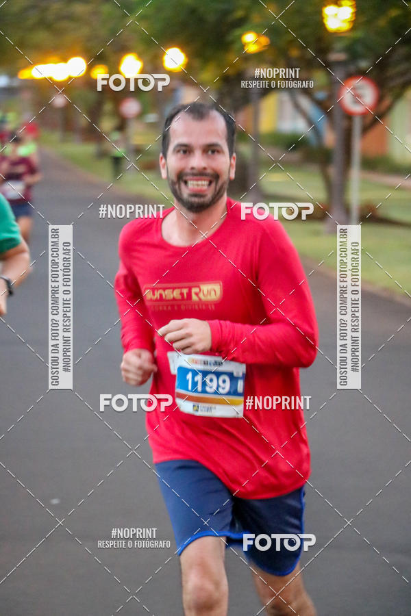 Buy your photos of the eventSunset Run 2019 on Fotop