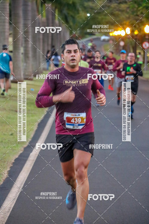 Buy your photos of the eventSunset Run 2019 on Fotop