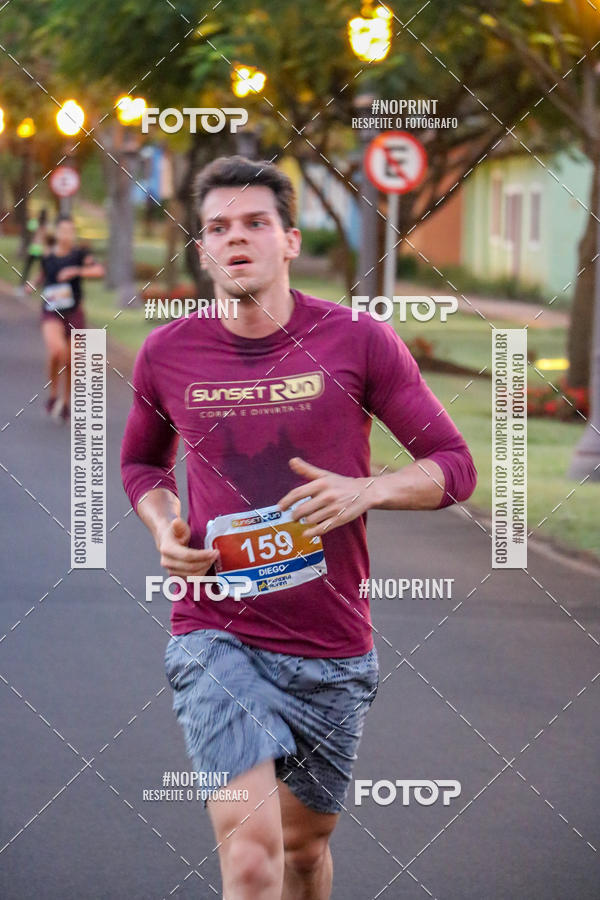 Buy your photos of the eventSunset Run 2019 on Fotop