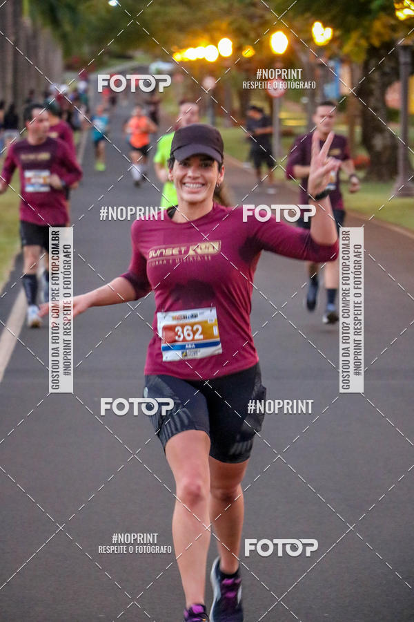 Buy your photos of the eventSunset Run 2019 on Fotop