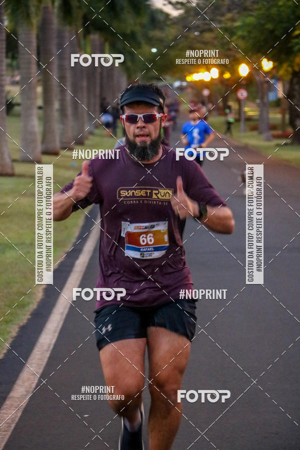Buy your photos of the eventSunset Run 2019 on Fotop