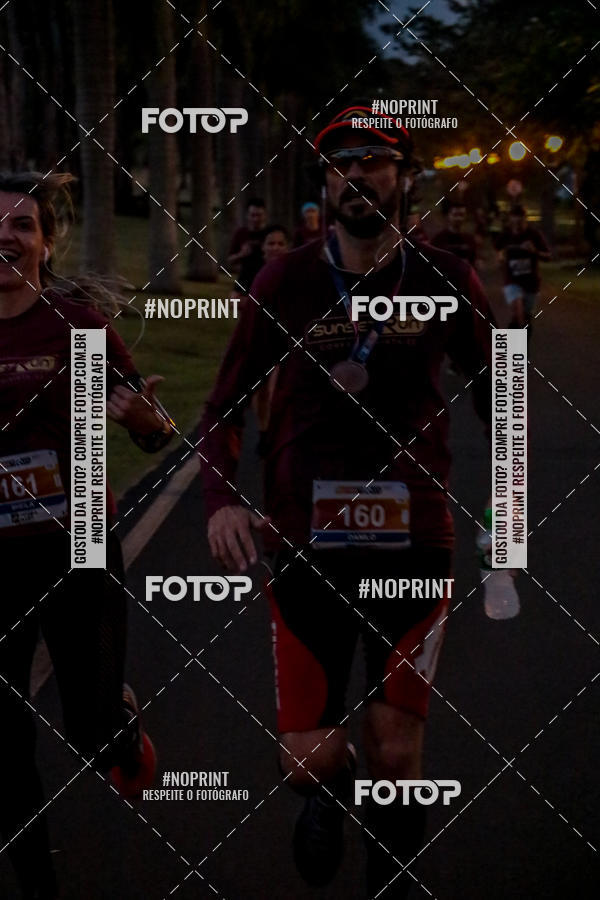 Buy your photos of the eventSunset Run 2019 on Fotop