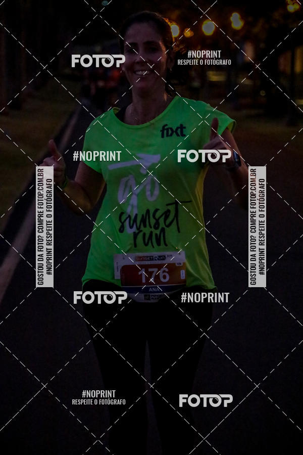 Buy your photos of the eventSunset Run 2019 on Fotop