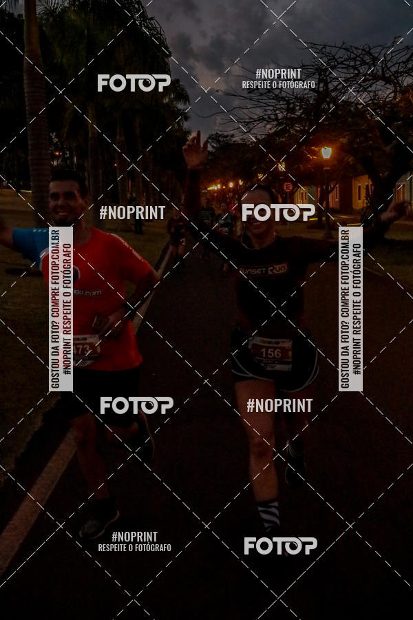 Buy your photos of the eventSunset Run 2019 on Fotop