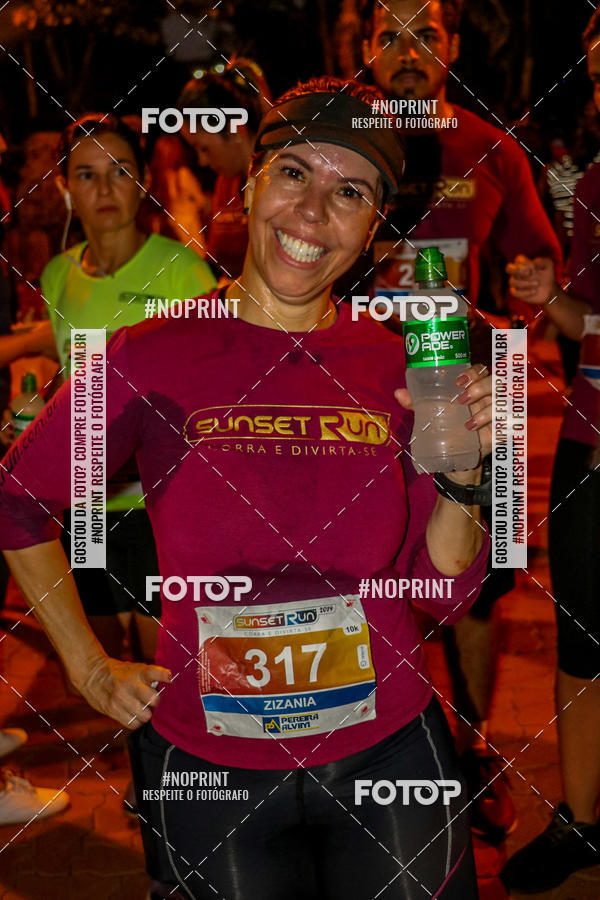Buy your photos of the eventSunset Run 2019 on Fotop