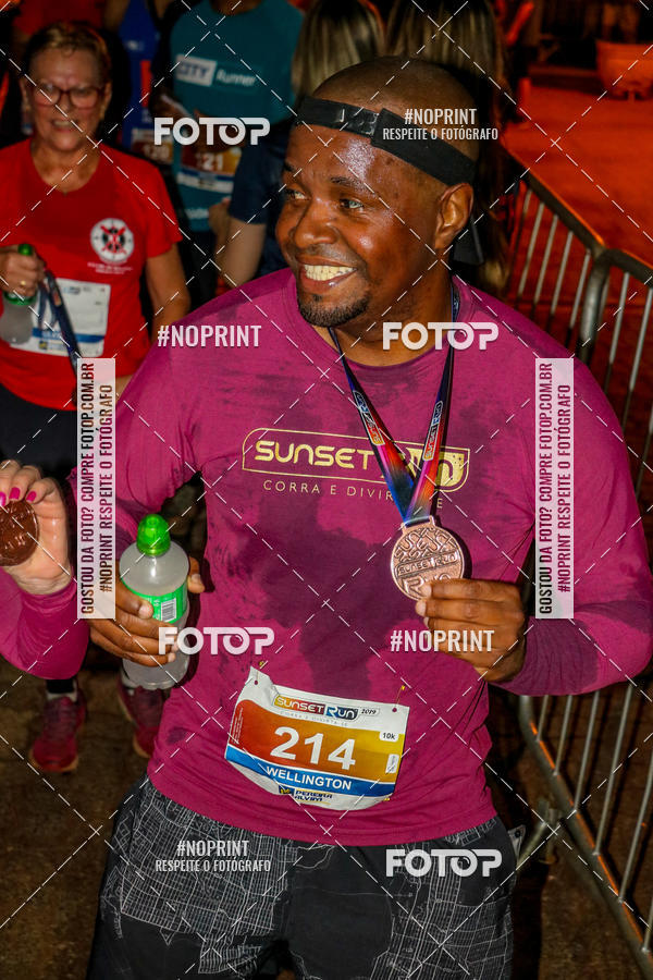 Buy your photos of the eventSunset Run 2019 on Fotop