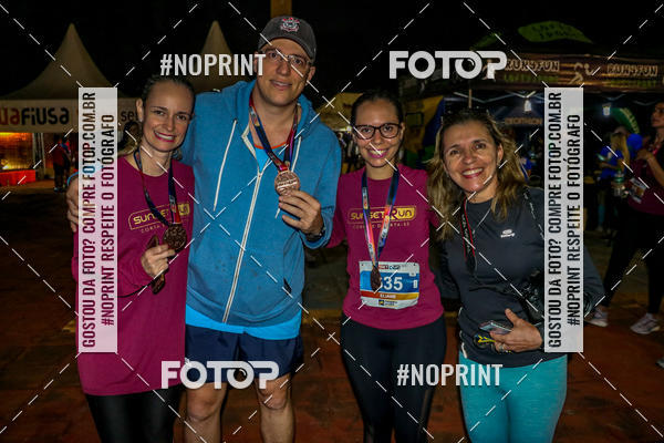 Buy your photos of the eventSunset Run 2019 on Fotop