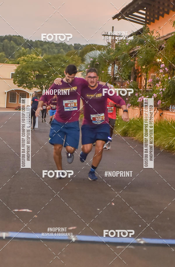 Buy your photos of the eventSunset Run 2019 on Fotop