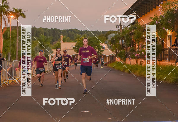 Buy your photos of the eventSunset Run 2019 on Fotop