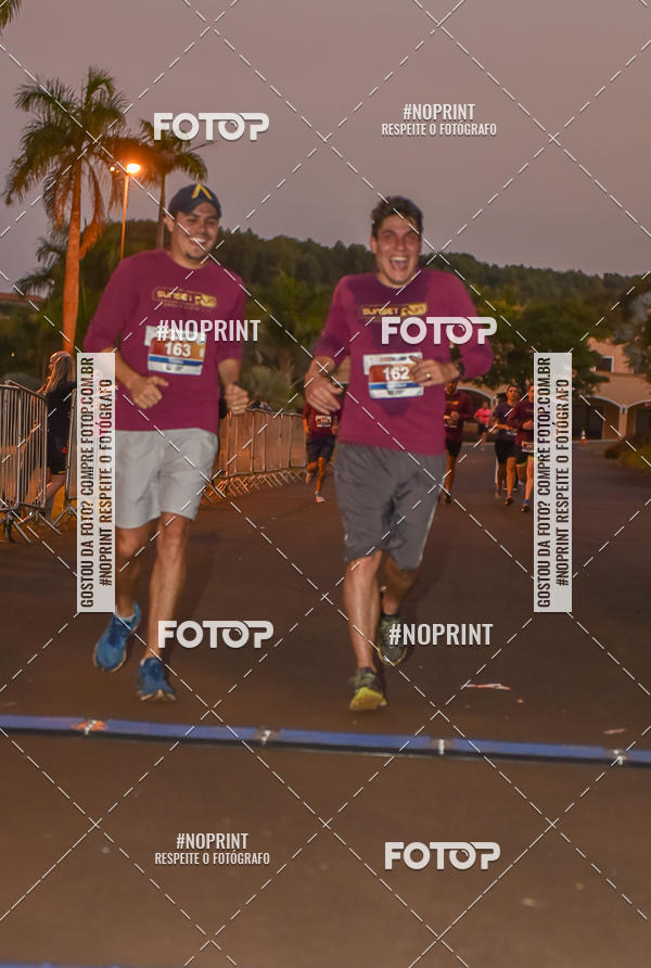 Buy your photos of the eventSunset Run 2019 on Fotop