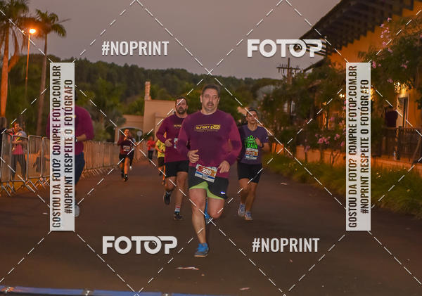 Buy your photos of the eventSunset Run 2019 on Fotop