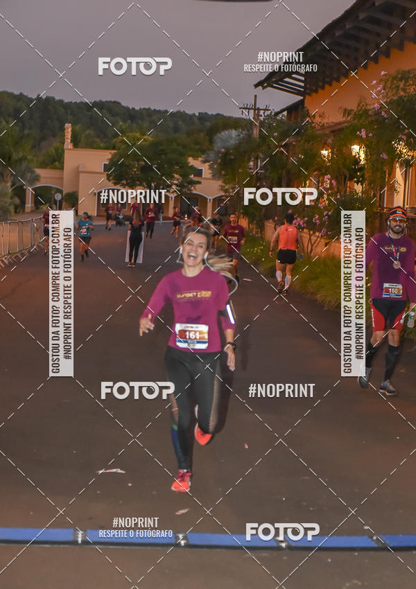 Buy your photos of the eventSunset Run 2019 on Fotop