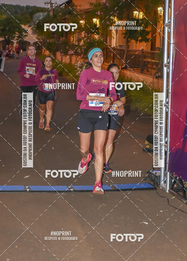 Buy your photos of the eventSunset Run 2019 on Fotop