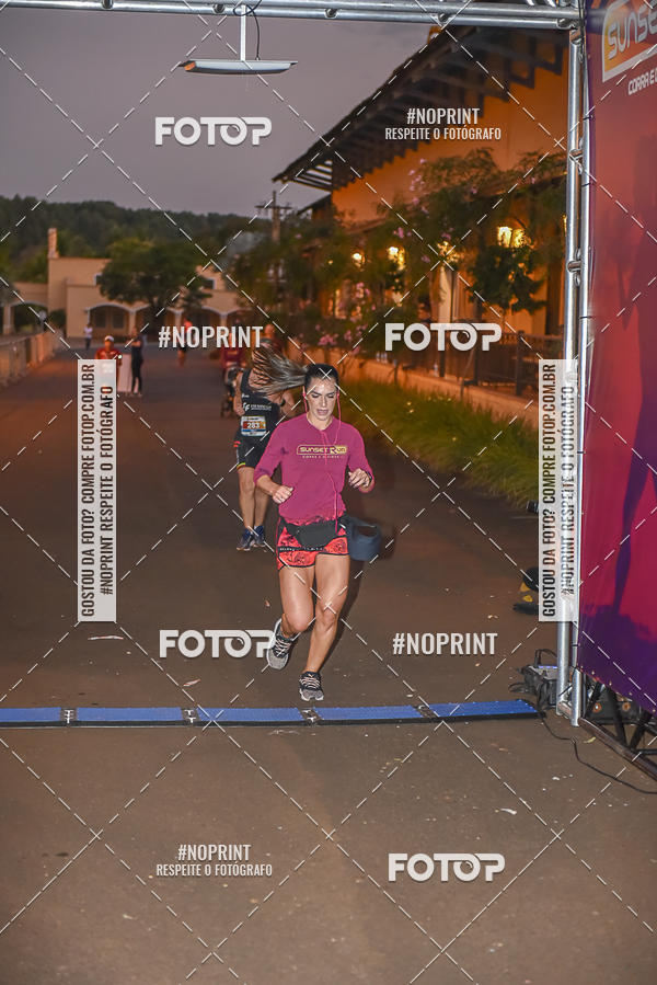 Buy your photos of the eventSunset Run 2019 on Fotop