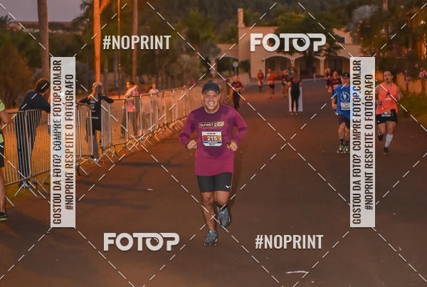 Buy your photos of the eventSunset Run 2019 on Fotop