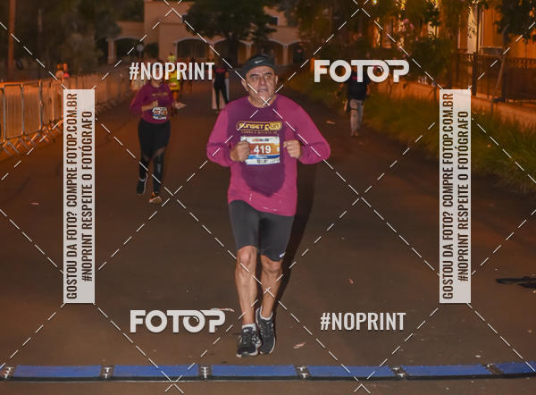 Buy your photos of the eventSunset Run 2019 on Fotop