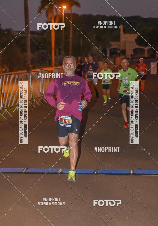 Buy your photos of the eventSunset Run 2019 on Fotop