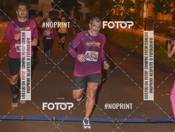 Buy your photos of the eventSunset Run 2019 on Fotop
