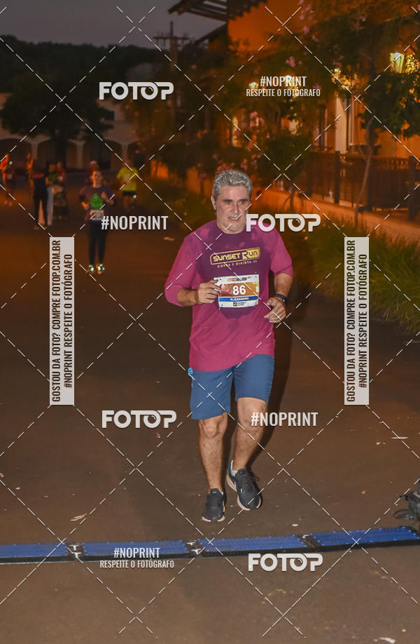 Buy your photos of the eventSunset Run 2019 on Fotop