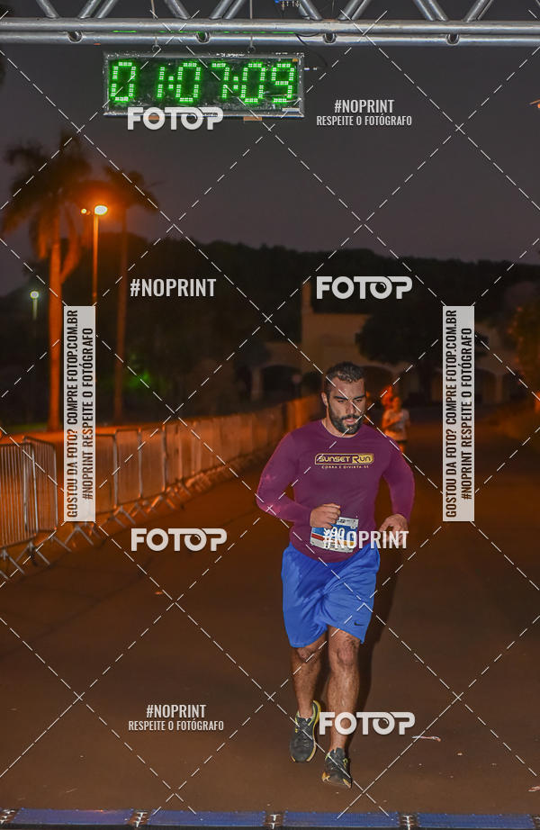 Buy your photos of the eventSunset Run 2019 on Fotop