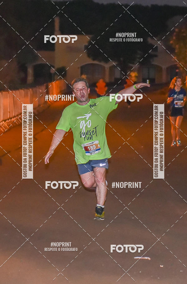 Buy your photos of the eventSunset Run 2019 on Fotop