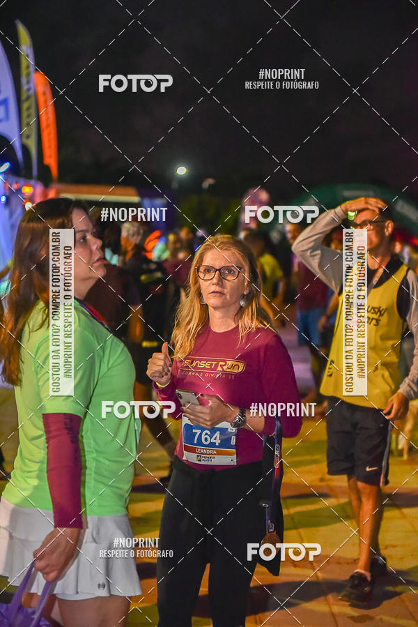 Buy your photos of the eventSunset Run 2019 on Fotop